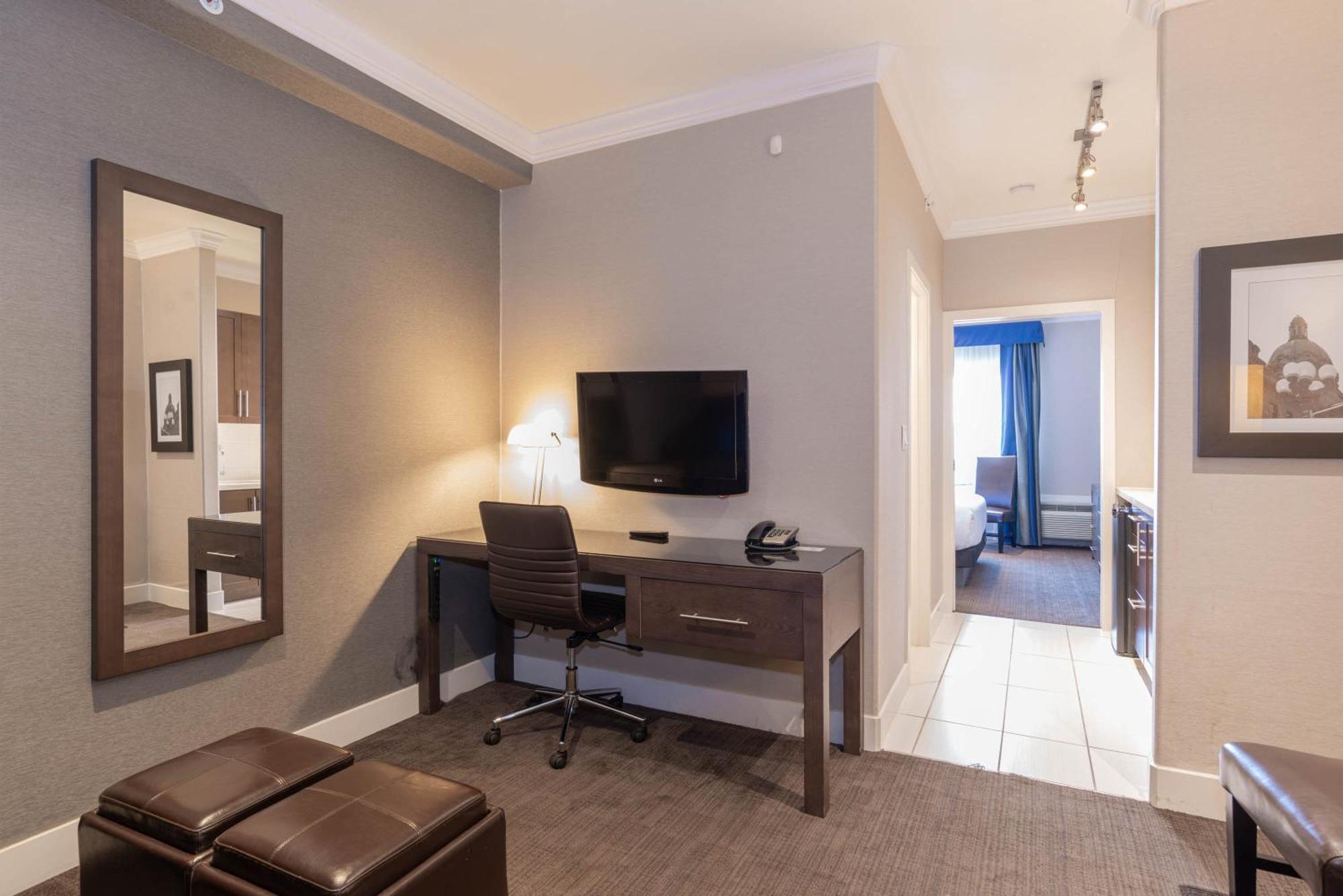 Sandman Signature Edmonton South Hotel Екстер'єр фото